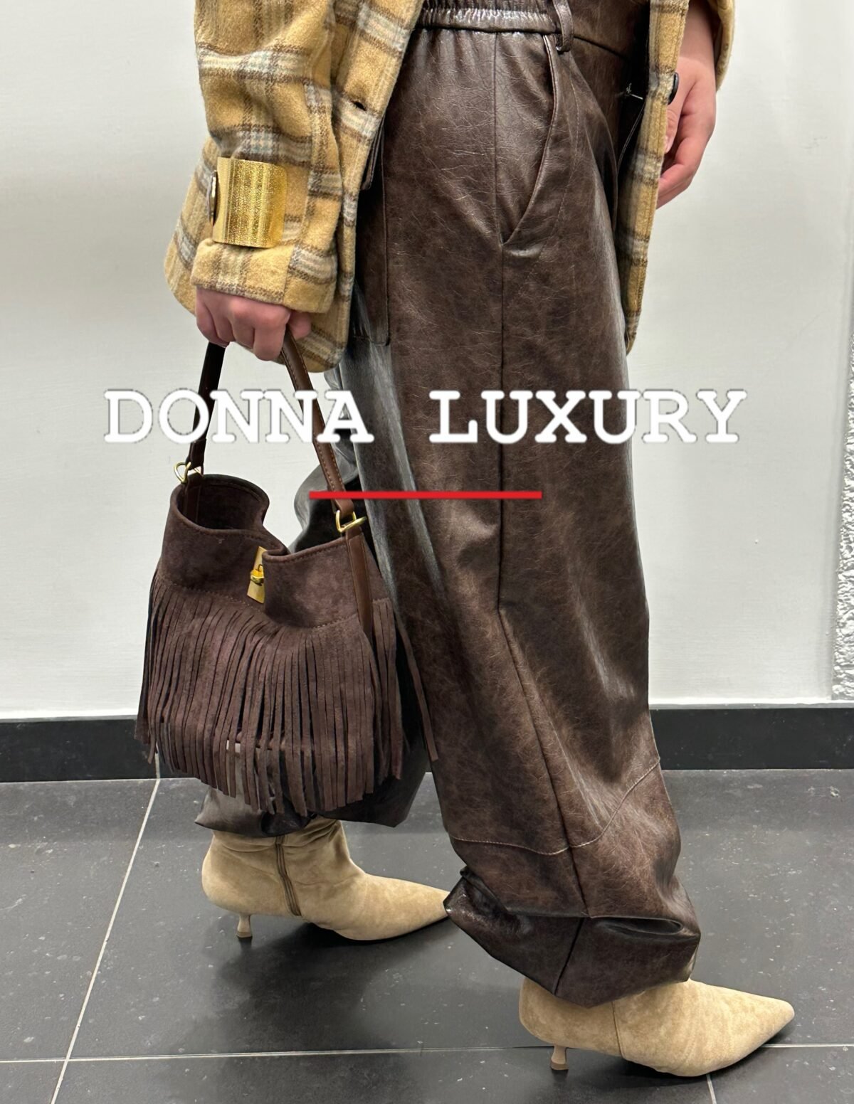 Pantalone eco pelle - immagine 2
